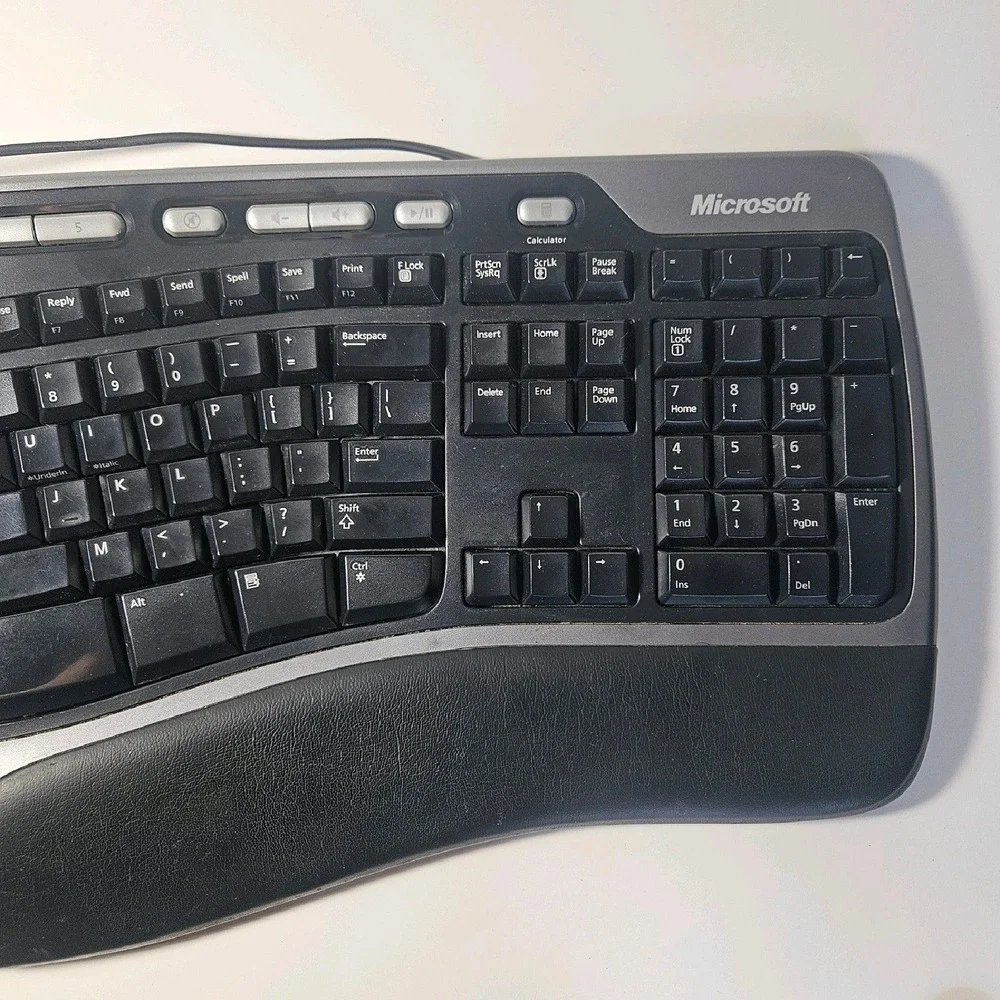Microsoft Natural Ergonomic 4000 V1.0 Wired Keyboard TESTED AND WORKS!